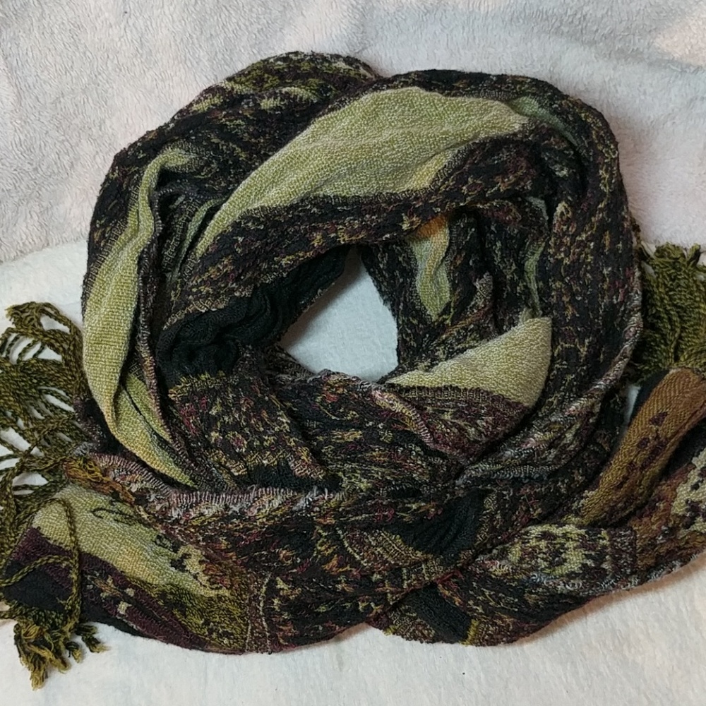 Scarf - Picture 2 of 4